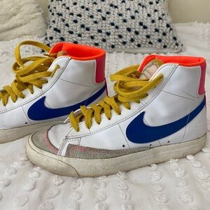 Nike high top shoes